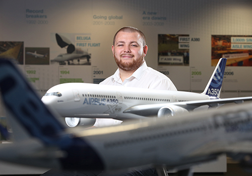 Prentis Uwch y Flwyddyn