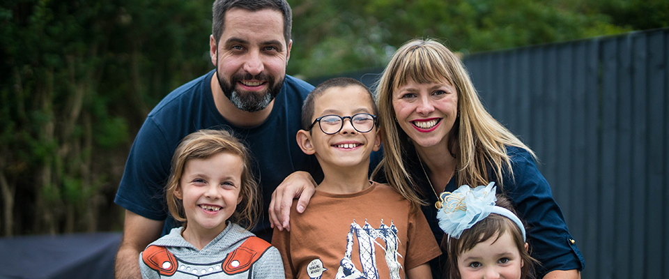 Cyflwyno ein Hwynebau Magu Plant: blog y teulu Jones