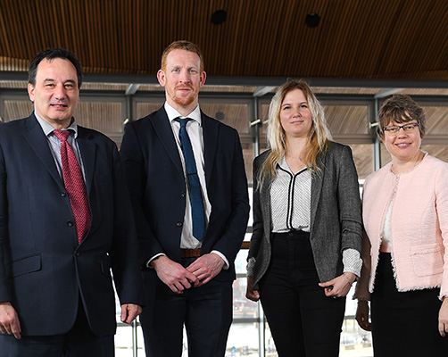 GAMA Healthcare a Phrifysgol Caerdydd