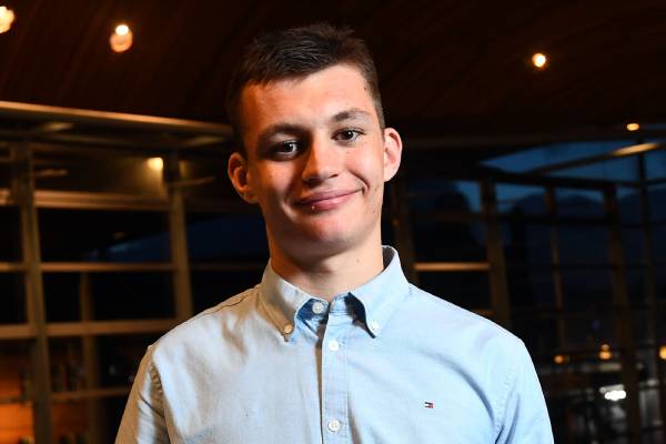 Tomi Roberts-Jones (credyd llun: Athletau Cymru)