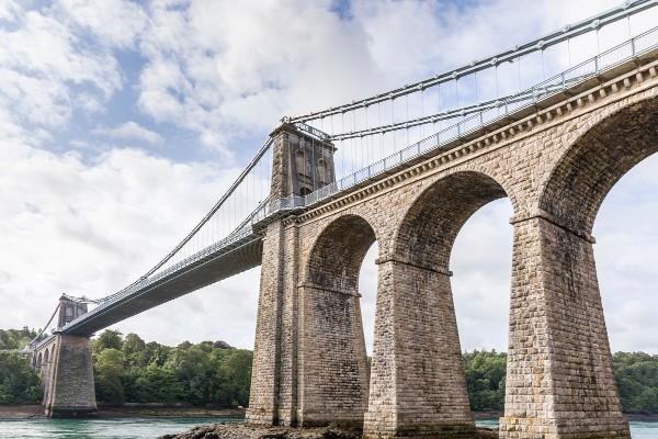 Pont Menai