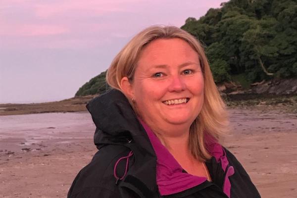 Ffotograff o Deb Austin